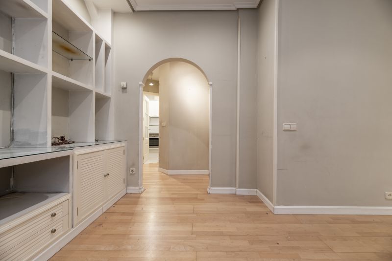 Built In Wardrobe Installation in Woodbridge, VA